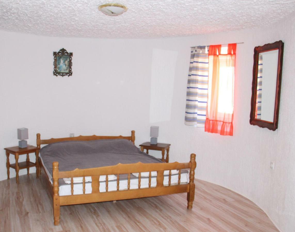 Guesthouse Donko 1 & 2 Senj  Bagian luar foto